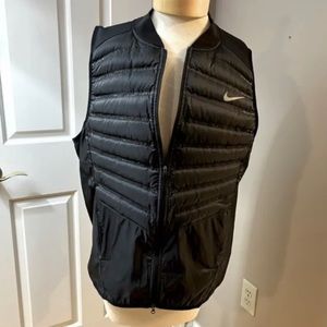 NIKE Women's Aeroloft 800 Goose Down Running Vest Black & Reflective Silver L
